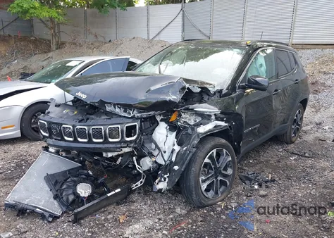 2023 Jeep Compass Limited 4X4 from USA, damaged, VIN 3C4NJDCN9PT563045